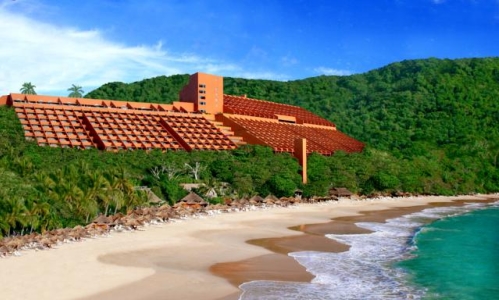 Kicking Back at Las Brisas Ixtapa // (c) 2010 F